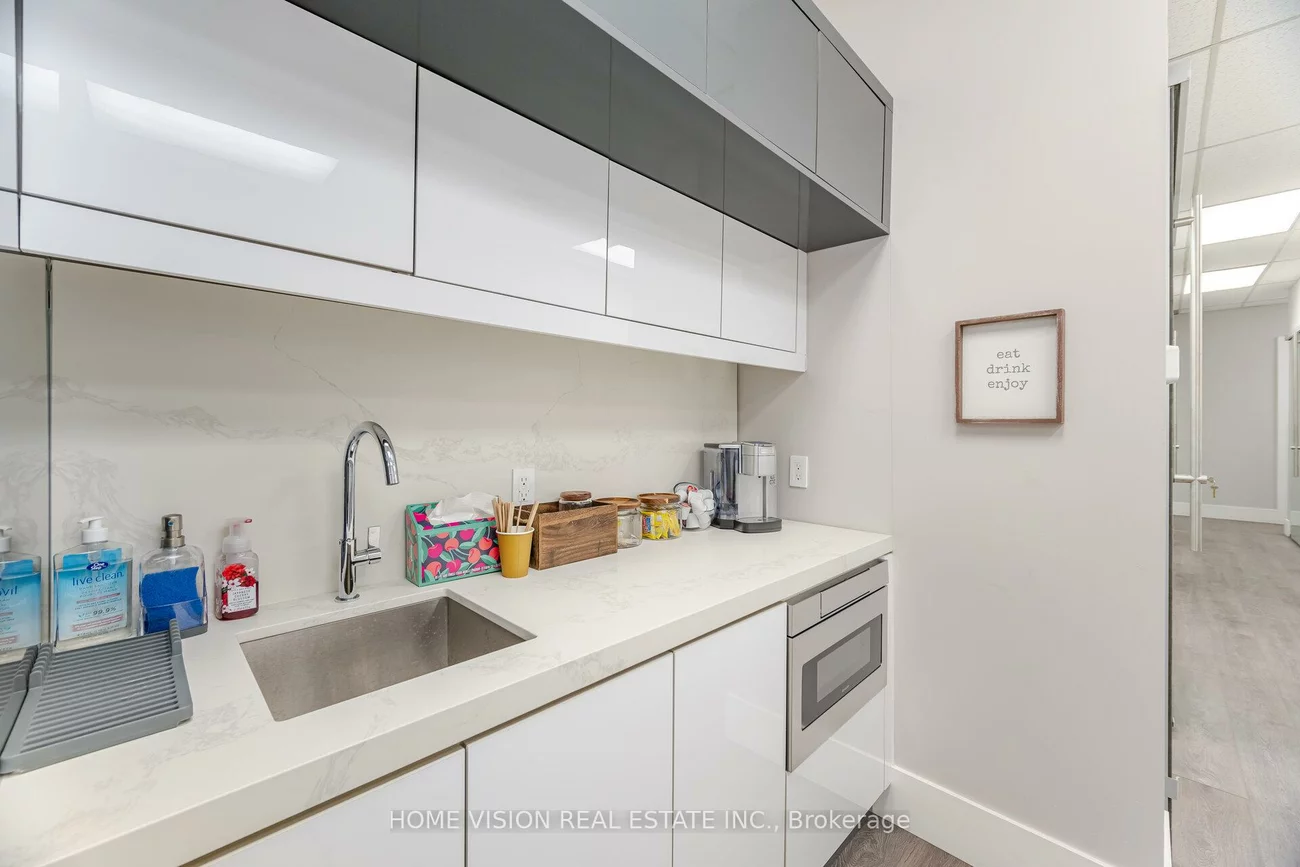 315, Traders, Gateway, Mississauga