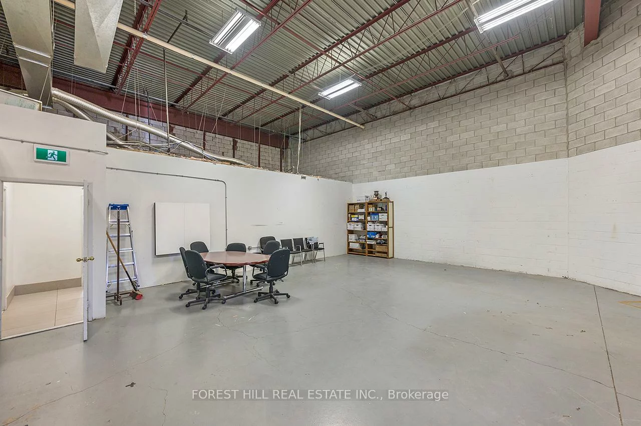 5775, Atlantic, Northeast, Mississauga