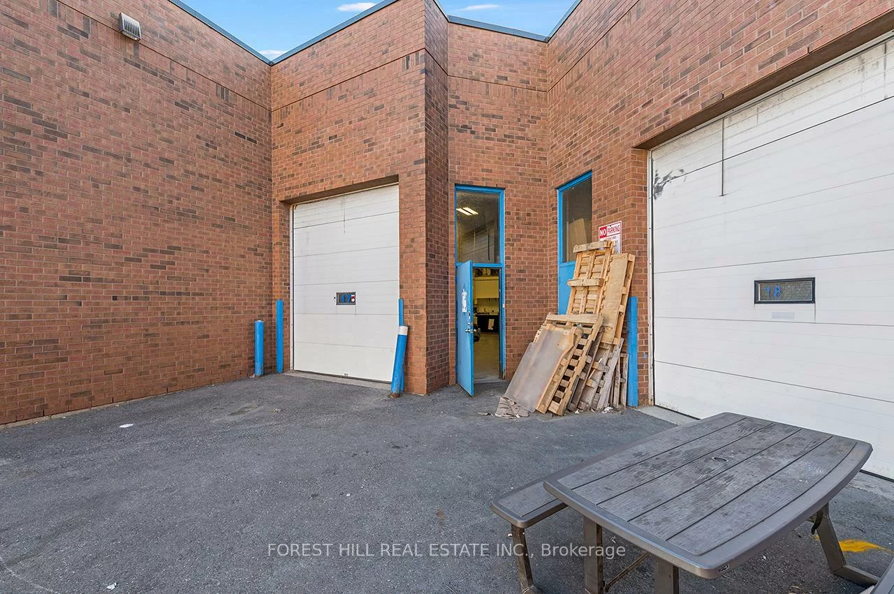 5775, Atlantic, Northeast, Mississauga