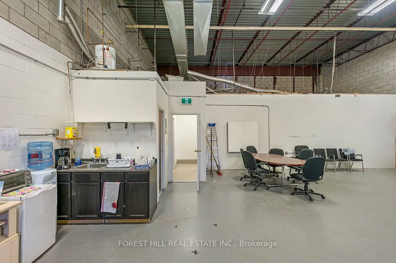 5775, Atlantic, Northeast, Mississauga