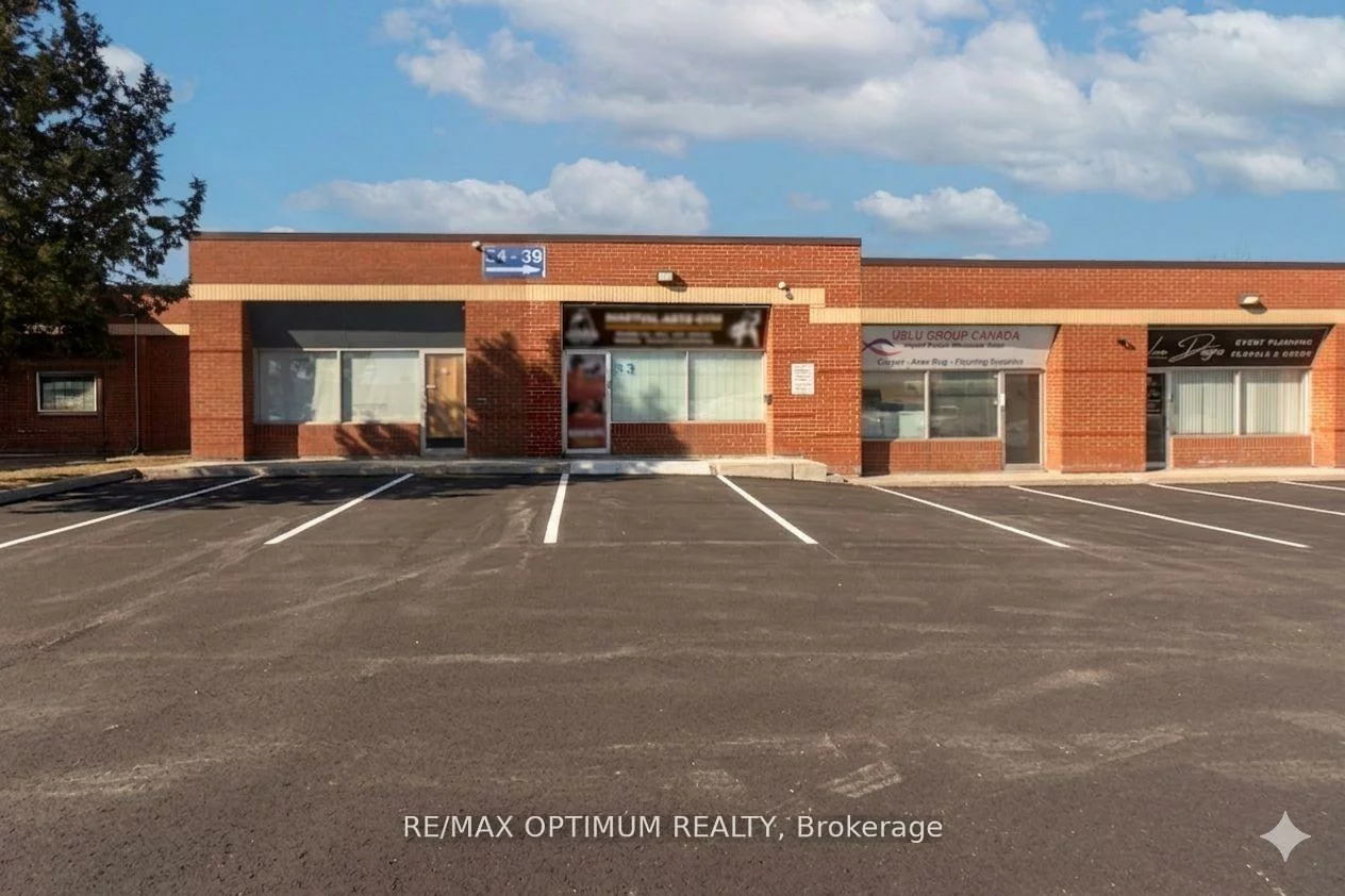 3045, Southcreek, Dixie, Mississauga