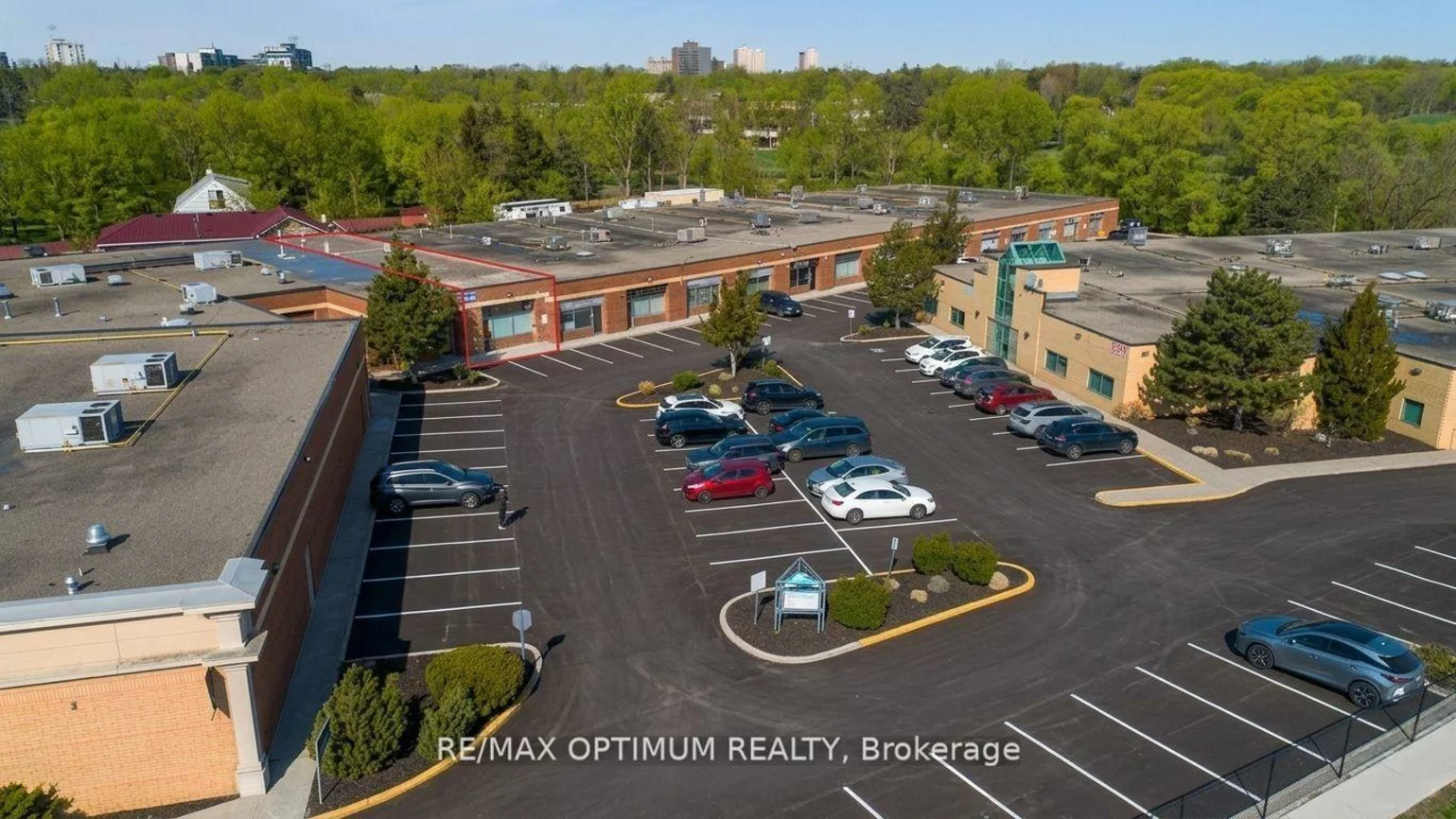 3045, Southcreek, Dixie, Mississauga