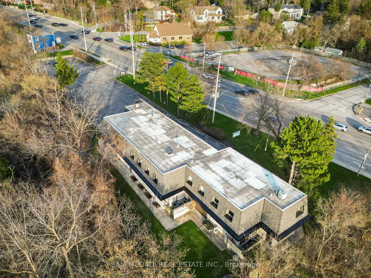 1645, Dundas, Erindale, Mississauga