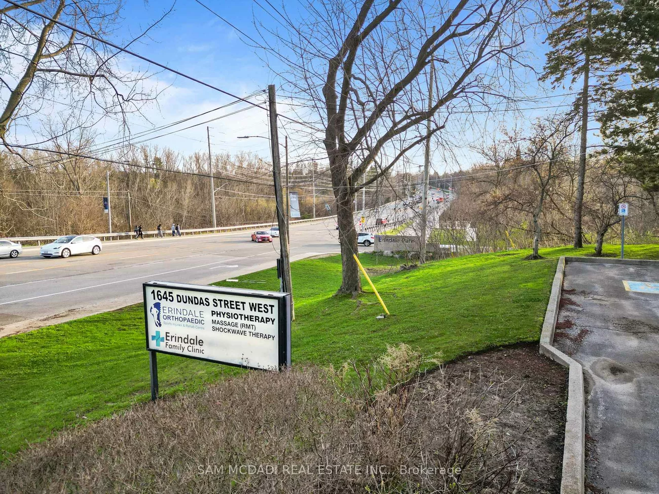 1645, Dundas, Erindale, Mississauga