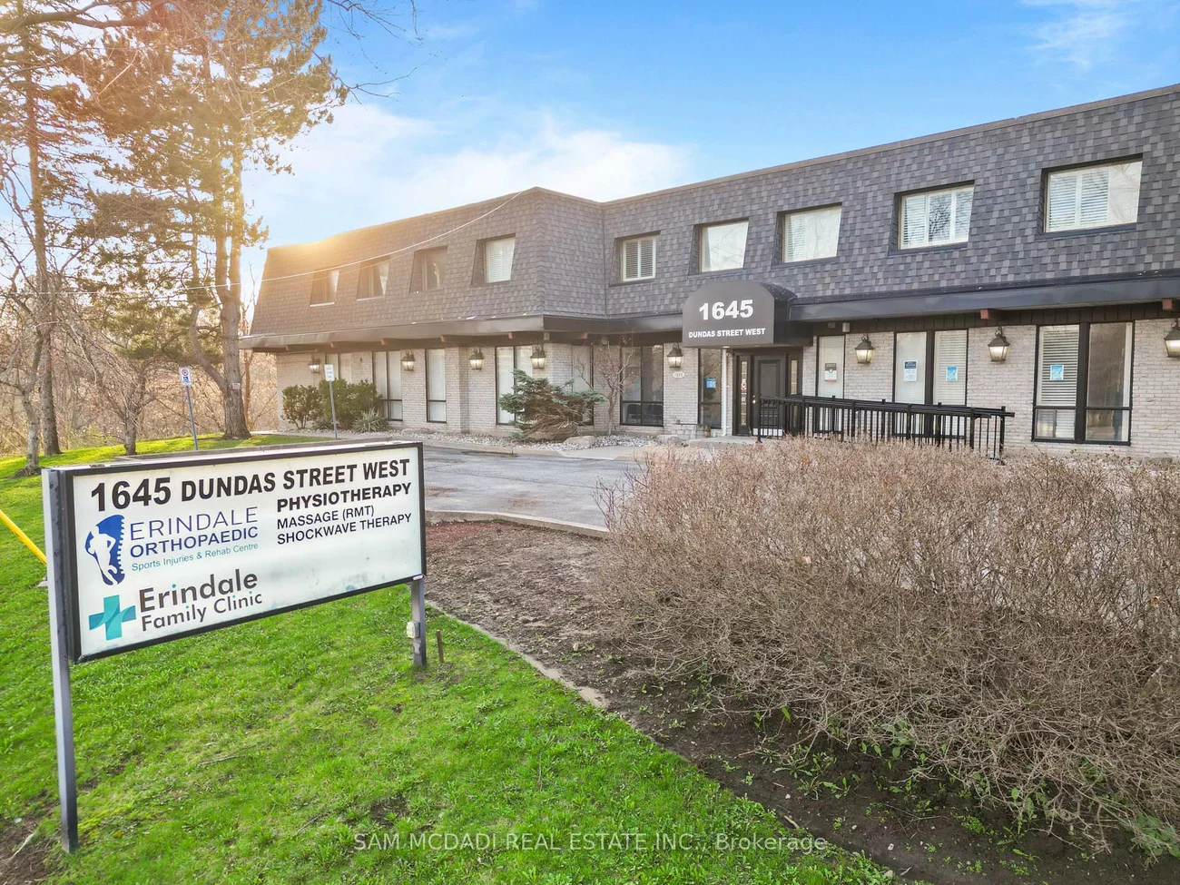 1645, Dundas, Erindale, Mississauga