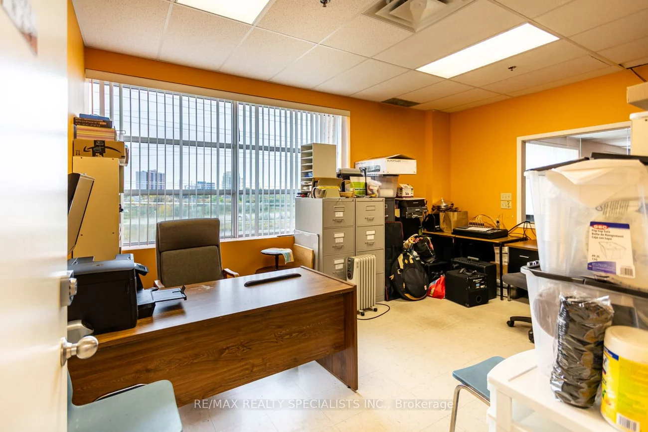 1550, South Gateway, Northeast, Mississauga