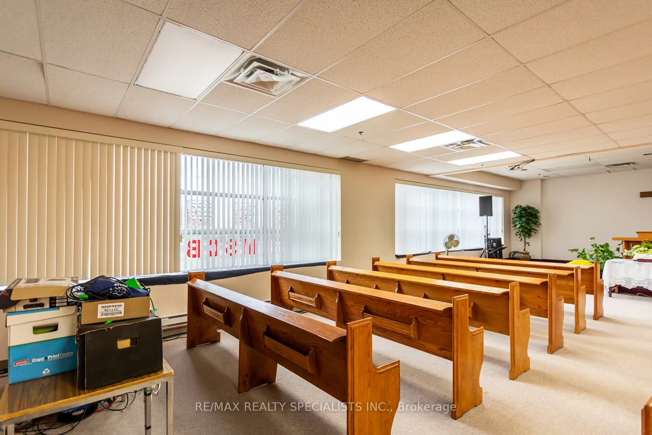 1550, South Gateway, Northeast, Mississauga