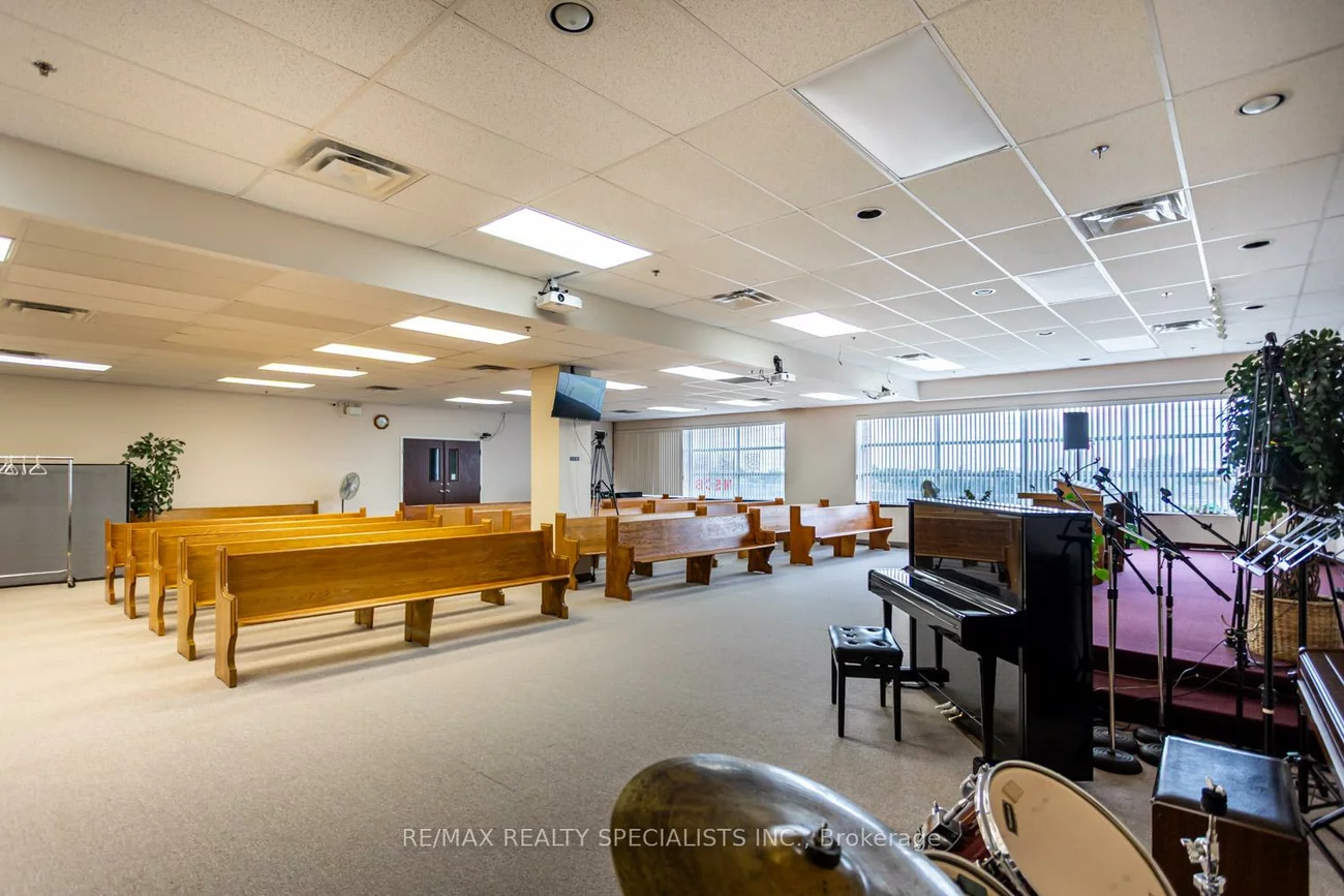 1550, South Gateway, Northeast, Mississauga