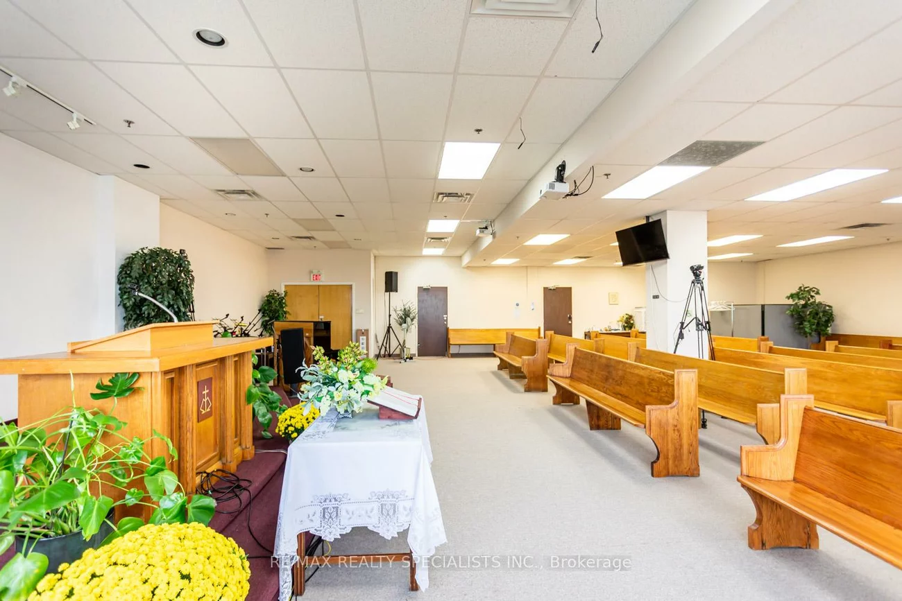 1550, South Gateway, Northeast, Mississauga