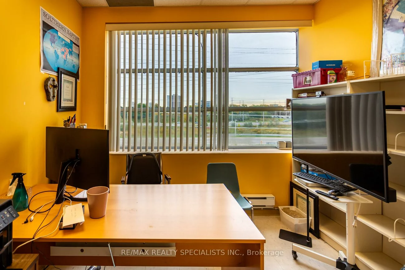 1550, South Gateway, Northeast, Mississauga