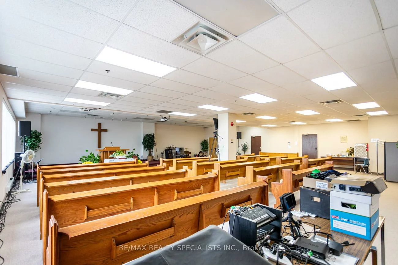 1550, South Gateway, Northeast, Mississauga