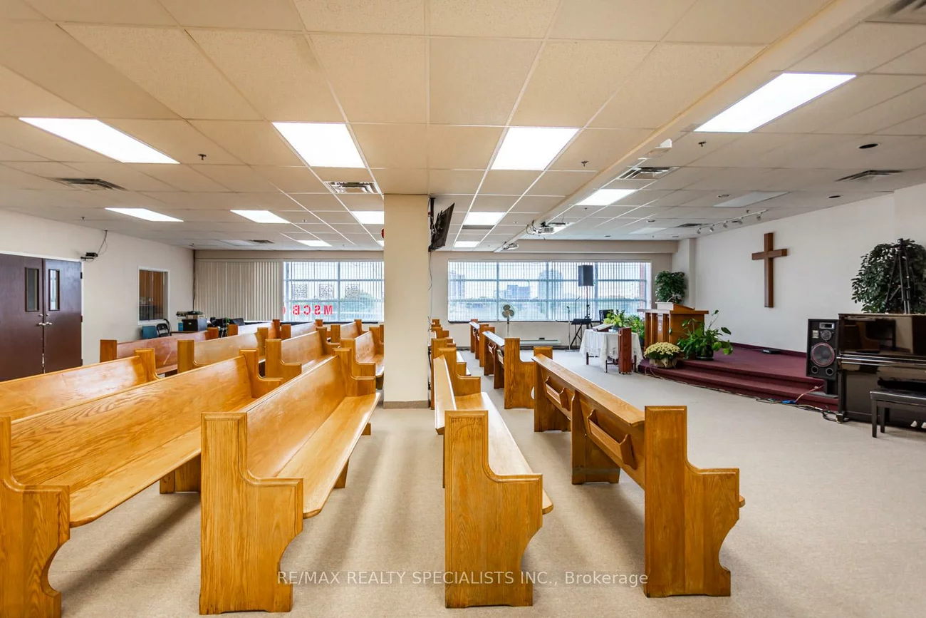 1550, South Gateway, Northeast, Mississauga
