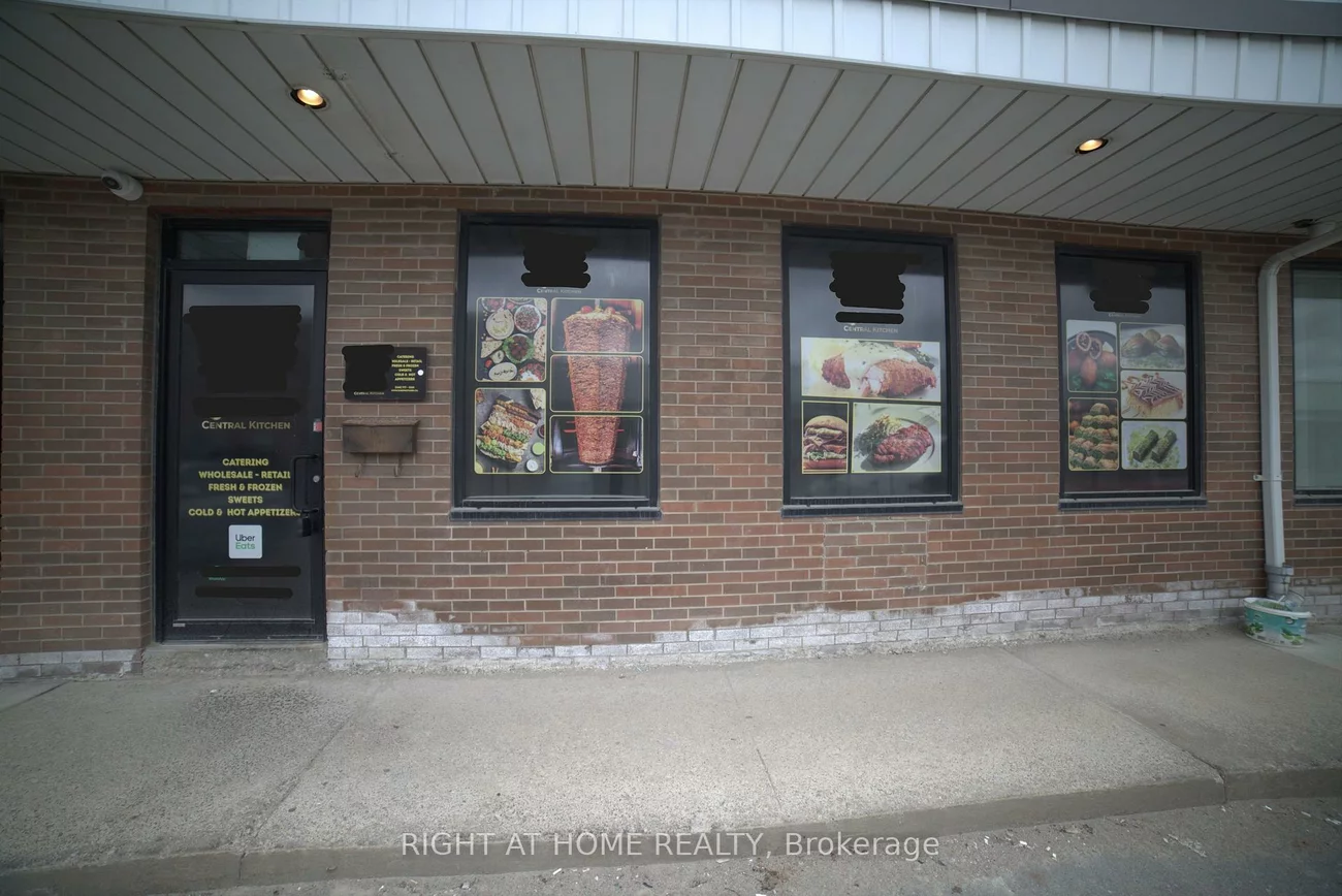 2465, Cawthra, Dixie, Mississauga