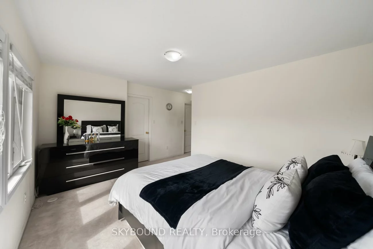 3375, Thomas, Churchill Meadows, Mississauga
