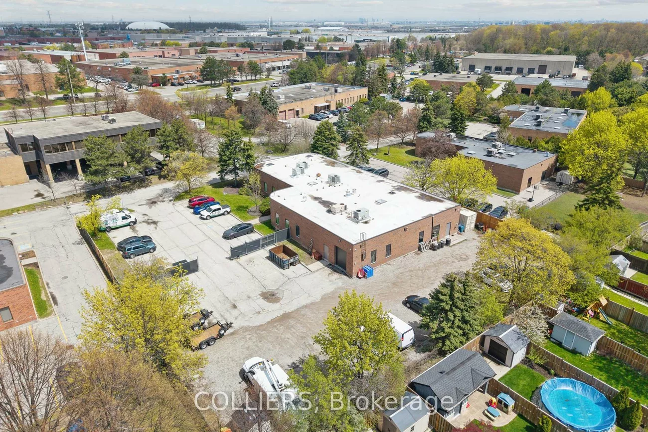 295, Matheson, Hurontario, Mississauga