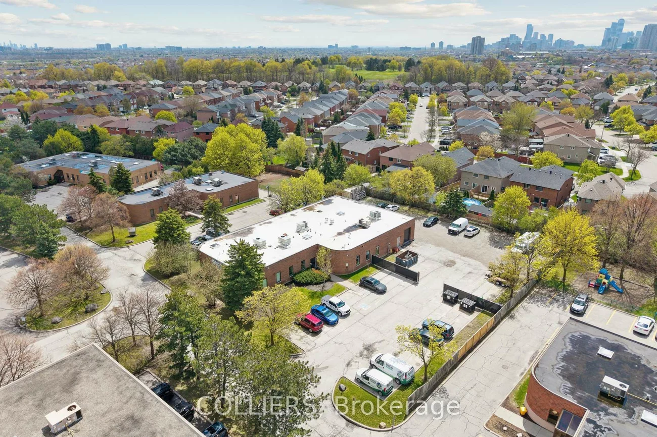 295, Matheson, Hurontario, Mississauga