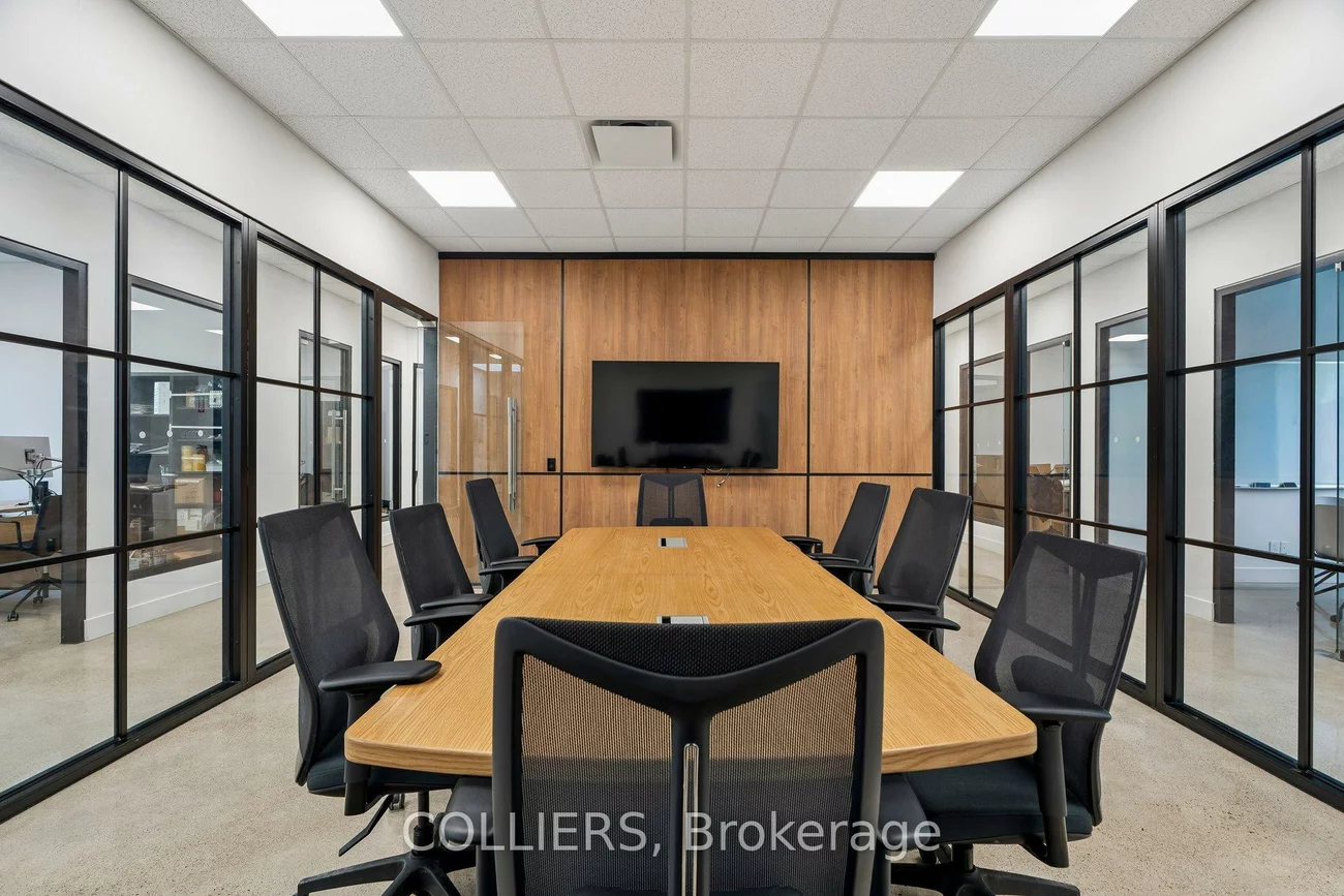 295, Matheson, Hurontario, Mississauga