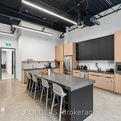 295, Matheson, Hurontario, Mississauga