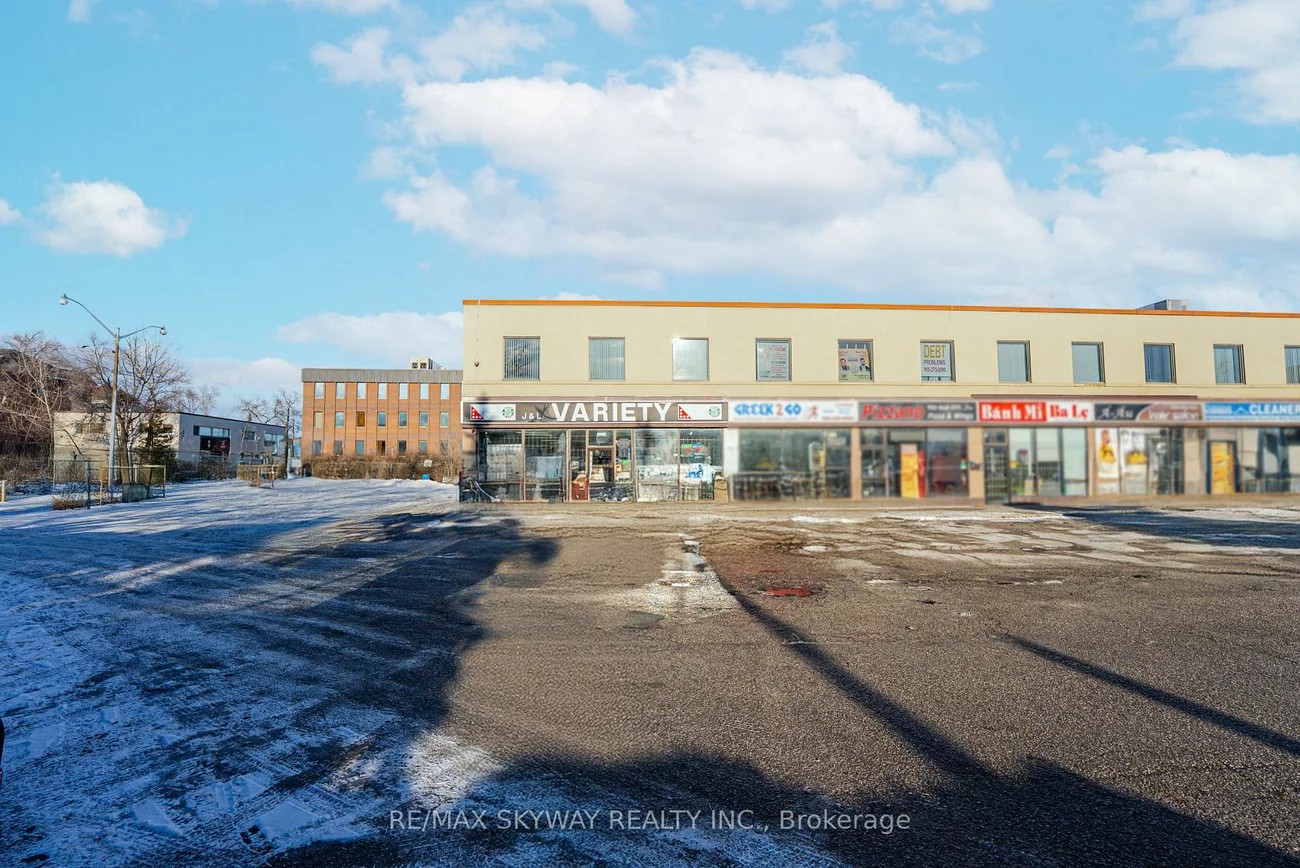 1125, Dundas, Applewood, Mississauga