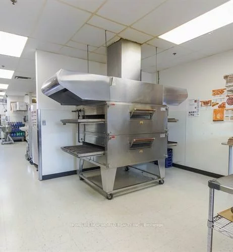 7070, Saint Barbara, Meadowvale Village, Mississauga