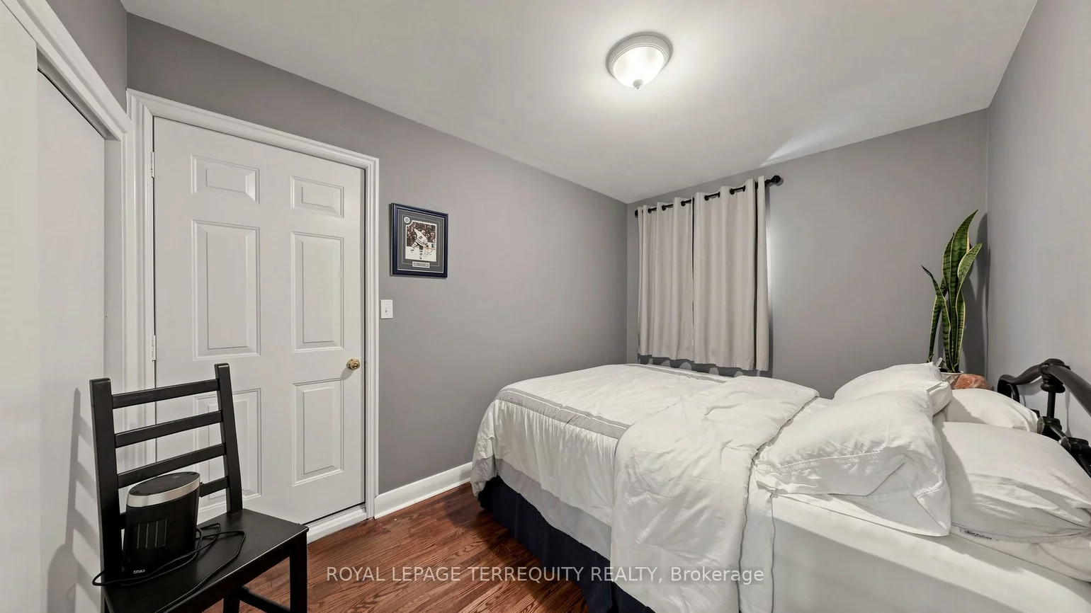 321, Lakeshore, Port Credit, Mississauga