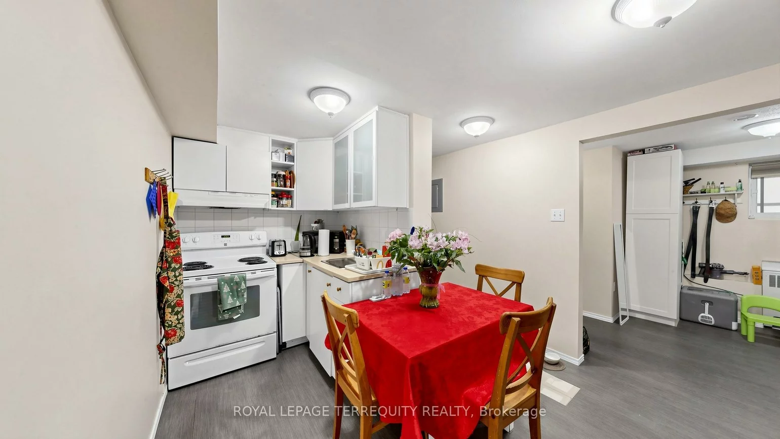 321, Lakeshore, Port Credit, Mississauga