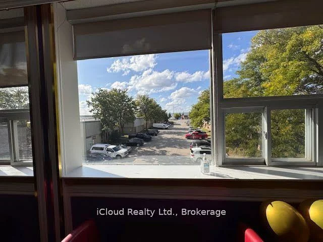1312, Britannia, Northeast, Mississauga