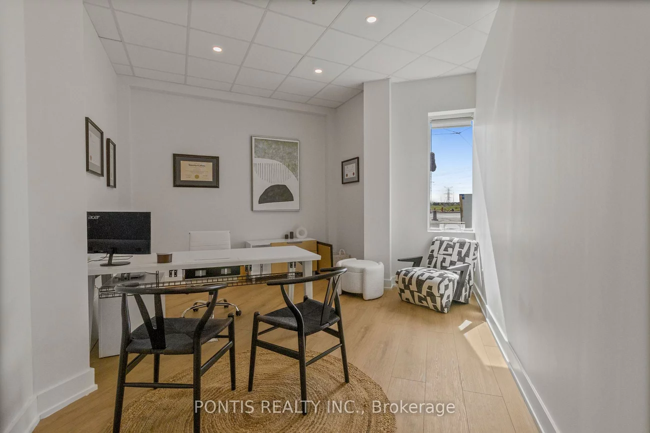 30, TOPFLIGHT, Gateway, Mississauga