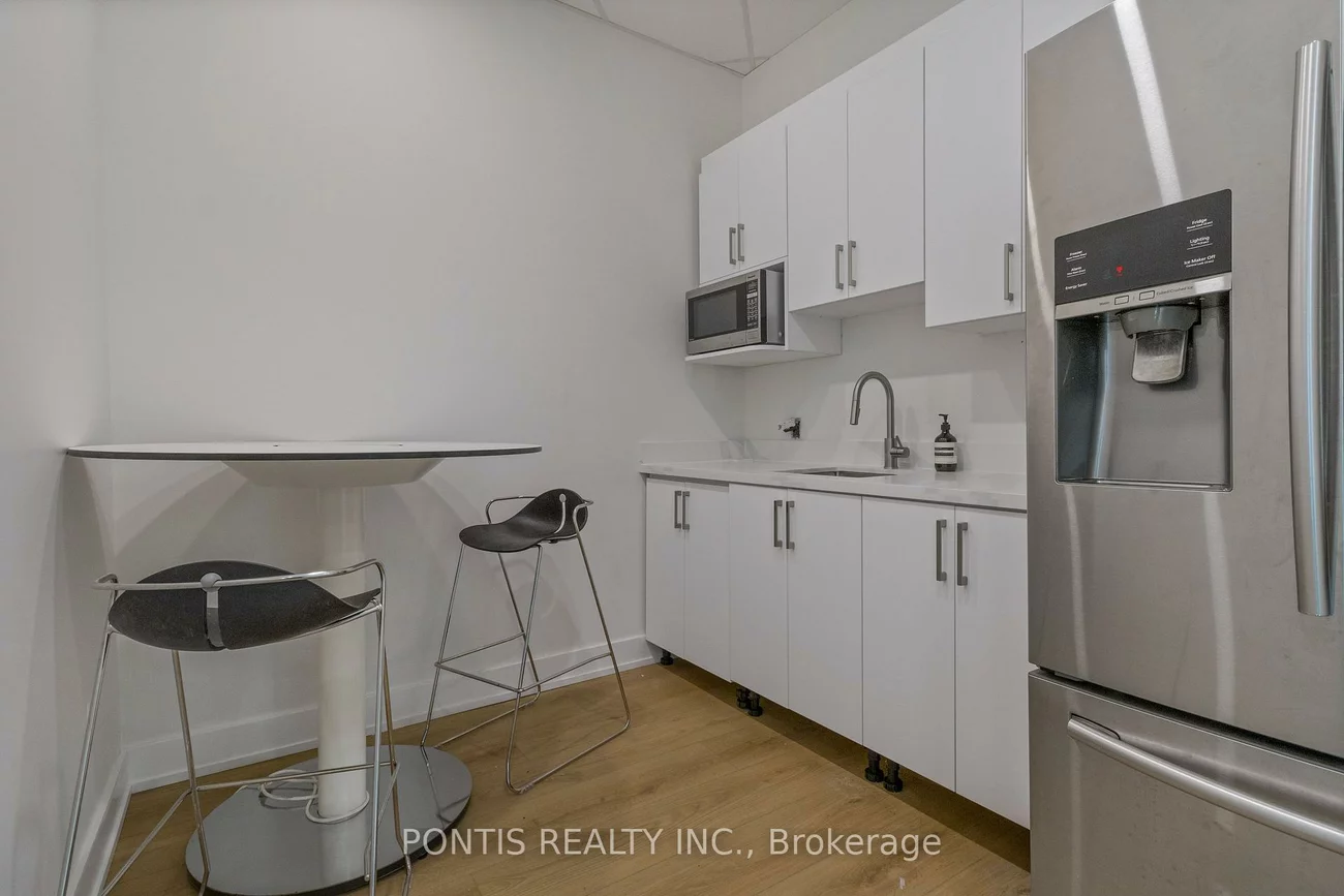30, TOPFLIGHT, Gateway, Mississauga