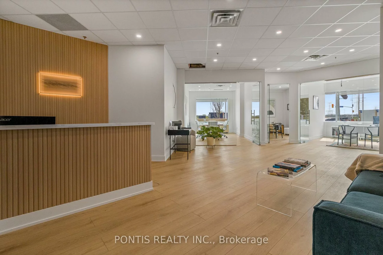 30, TOPFLIGHT, Gateway, Mississauga