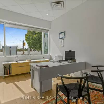 30, TOPFLIGHT, Gateway, Mississauga