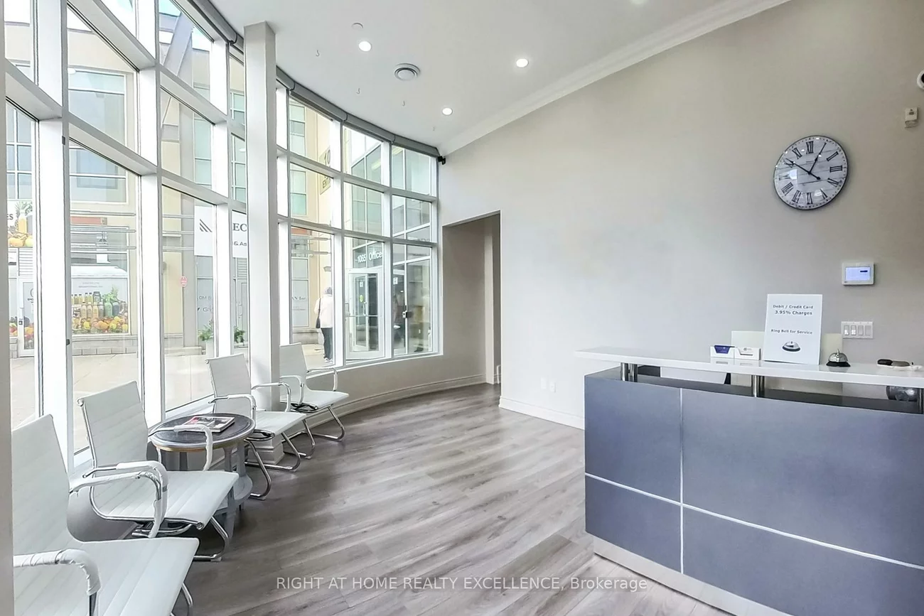 1065, Canadian, Northeast, Mississauga