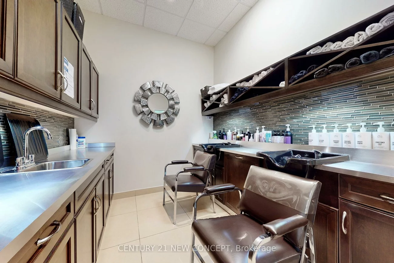 9 - 2800, Skymark, Airport Corporate, Mississauga