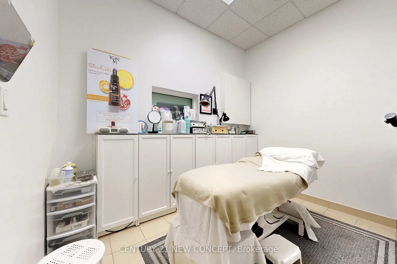 9 - 2800, Skymark, Airport Corporate, Mississauga
