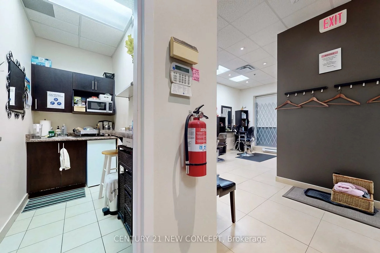 9 - 2800, Skymark, Airport Corporate, Mississauga