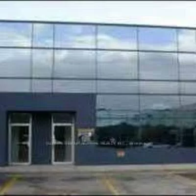 2355, Derry, Northeast, Mississauga