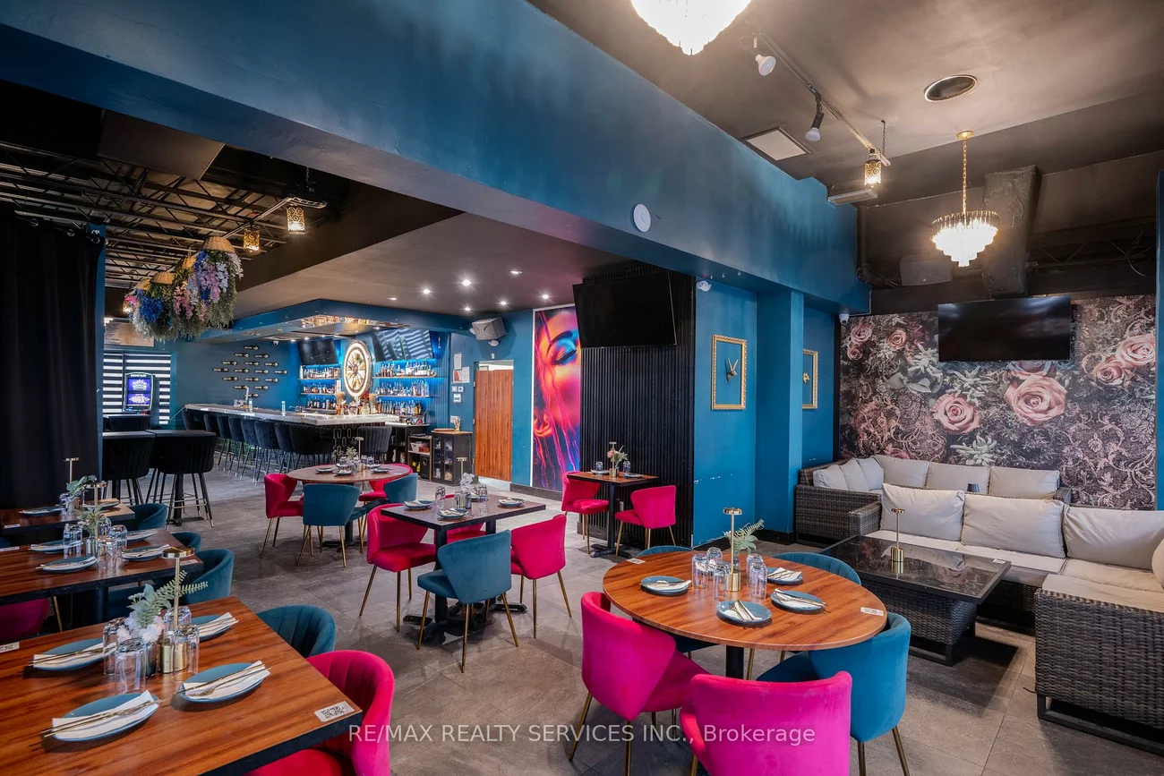 2055, Dundas, Dixie, Mississauga