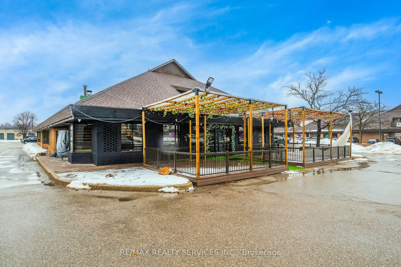 2055, Dundas, Dixie, Mississauga
