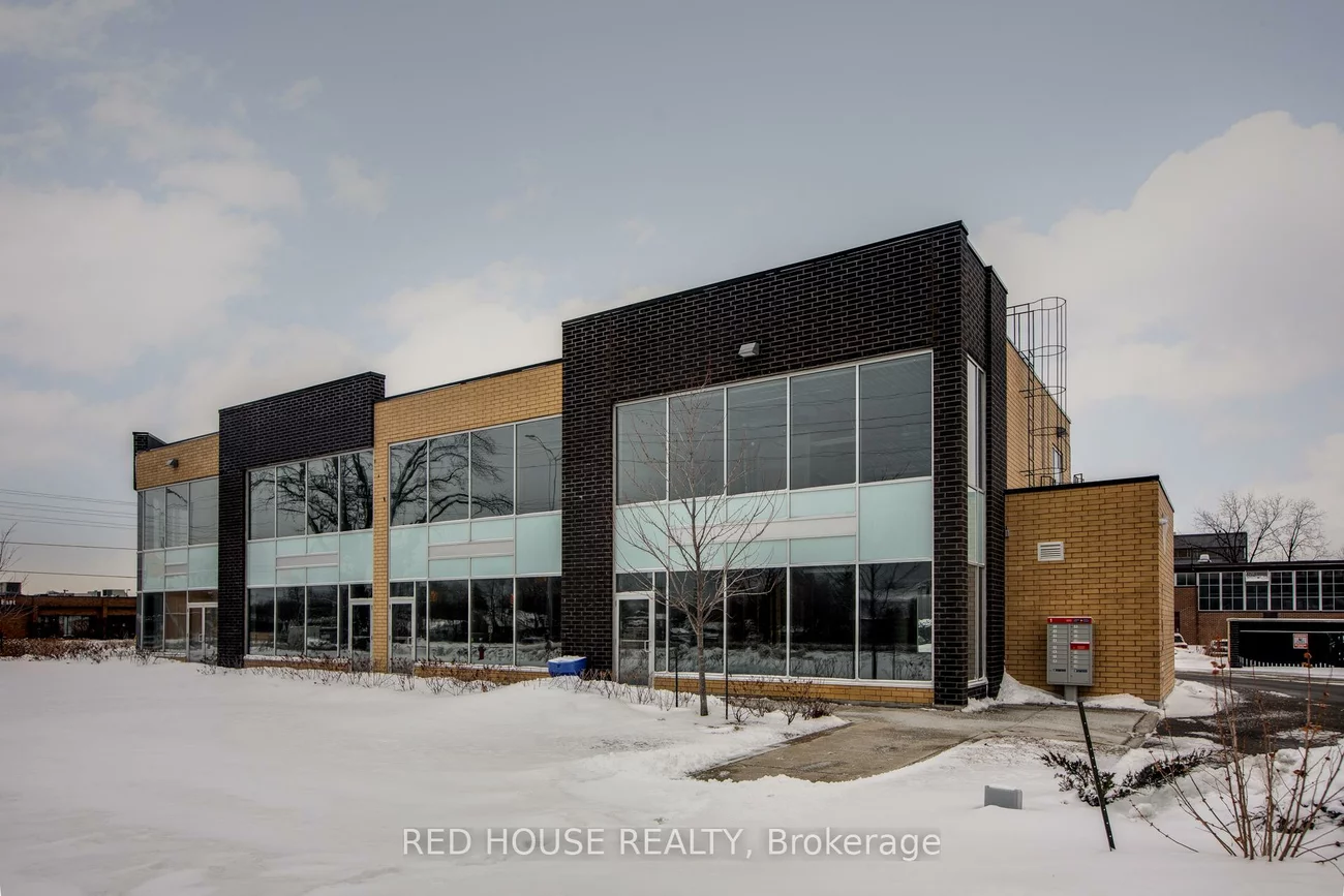 2305, Stanfield, Dixie, Mississauga