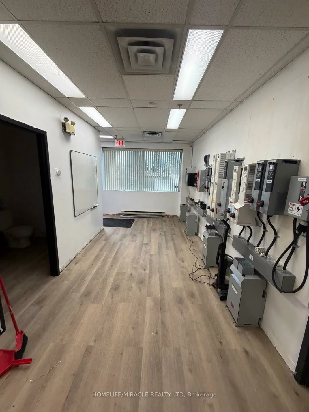 2800, Skymark, Airport Corporate, Mississauga