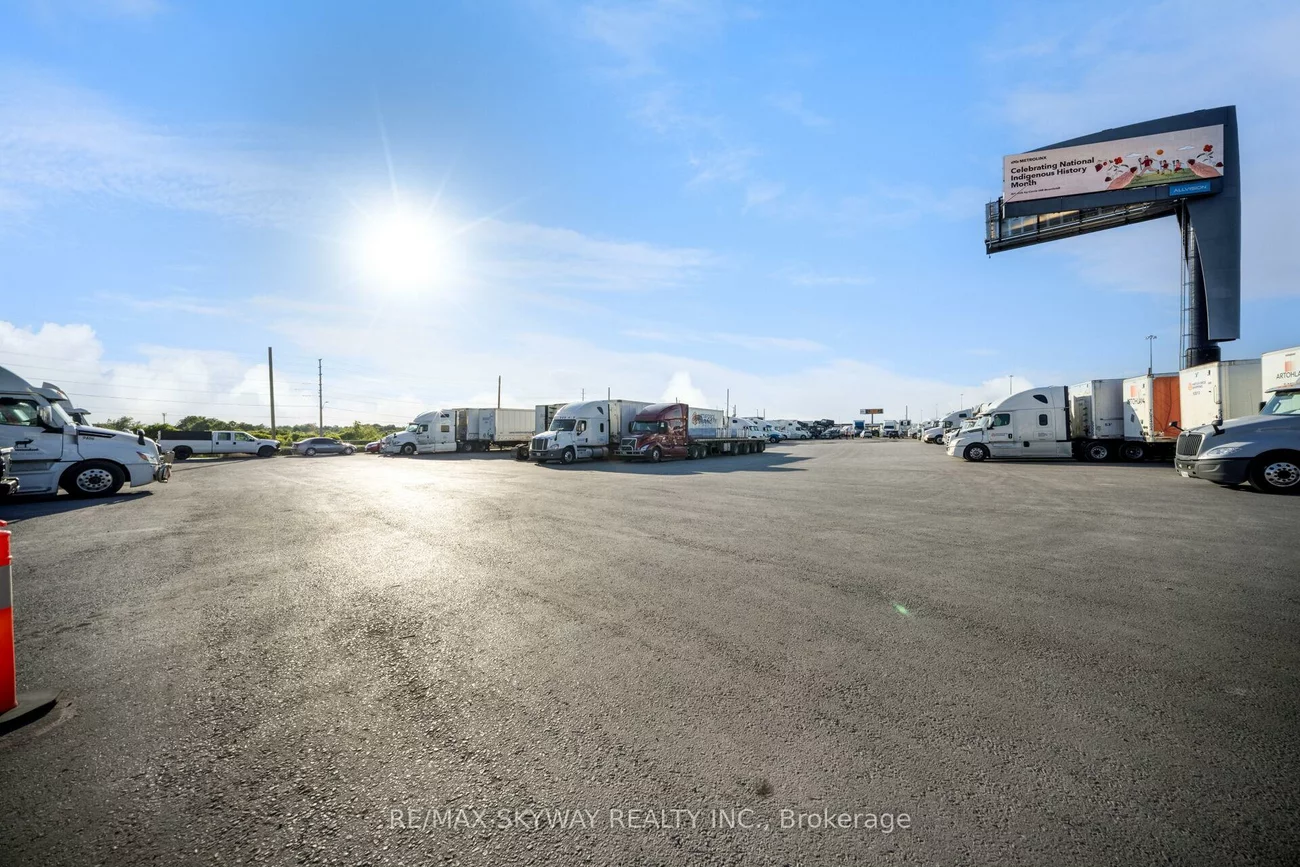 6351, Goreway, Northeast, Mississauga
