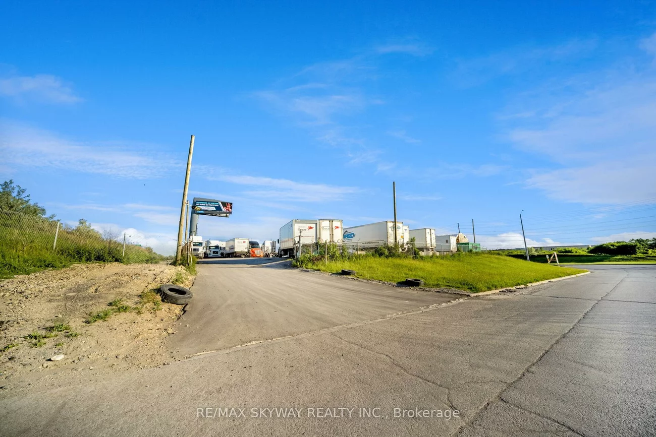 6351, Goreway, Northeast, Mississauga