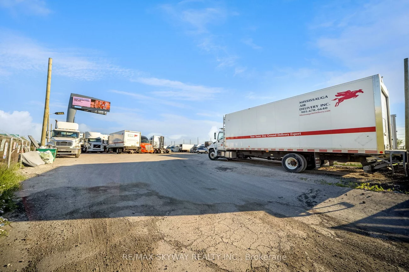 6351, Goreway, Northeast, Mississauga