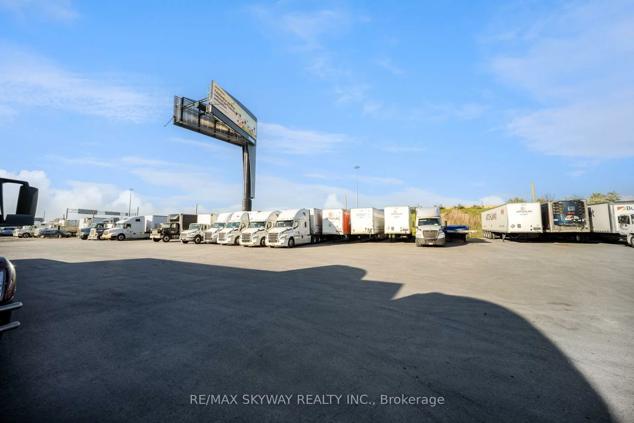 6351, Goreway, Northeast, Mississauga