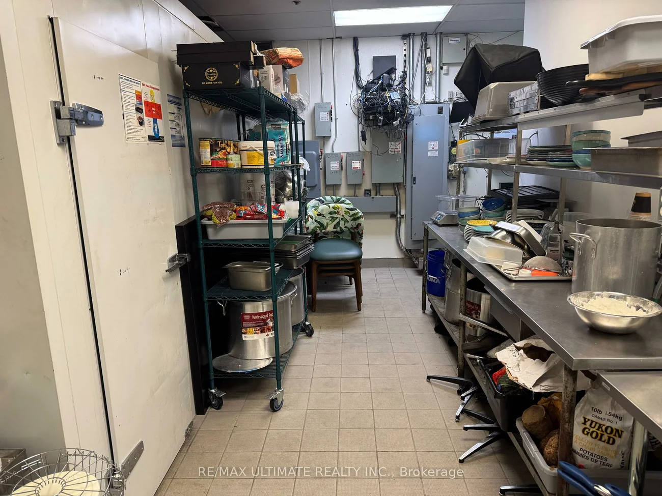 2325, Matheson, Airport Corporate, Mississauga
