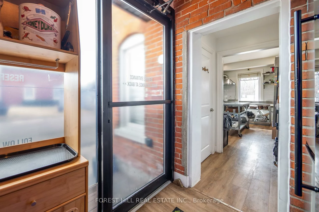 151, Queen, Streetsville, Mississauga