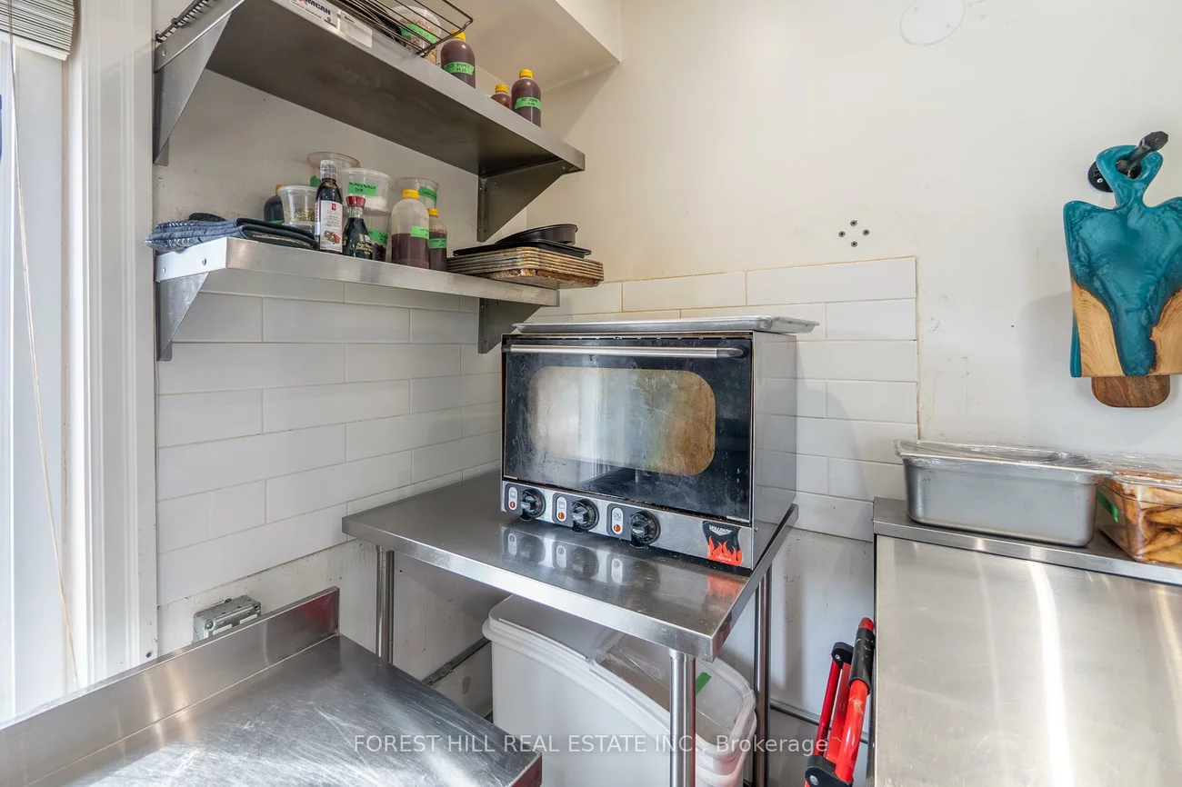151, Queen, Streetsville, Mississauga
