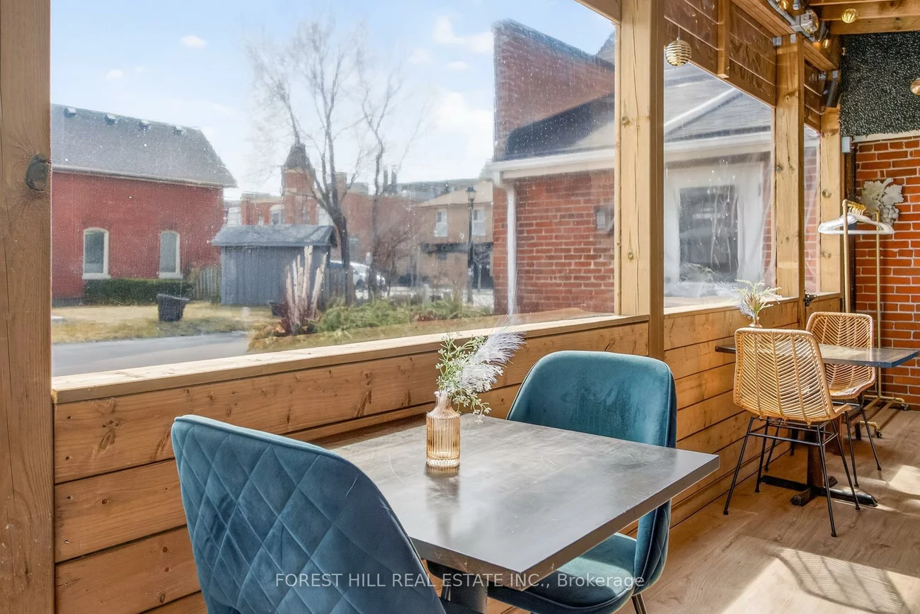151, Queen, Streetsville, Mississauga