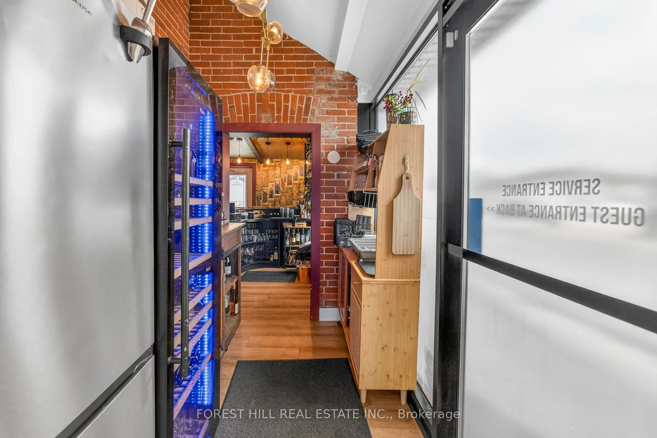 151, Queen, Streetsville, Mississauga