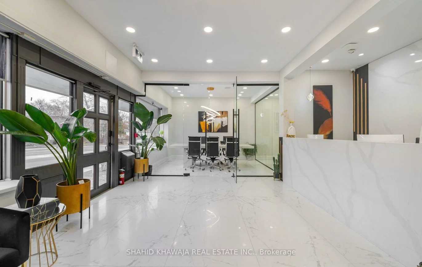 1563, Dundas, Erindale, Mississauga